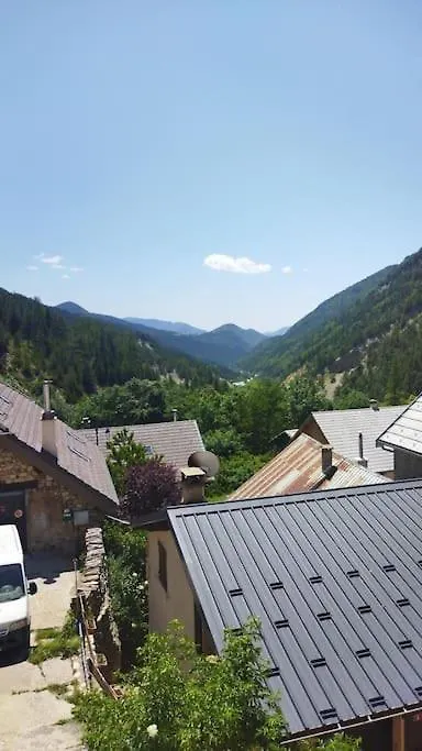 Louma- Appart Ideal Pour Une Famille Saint-Étienne-en-Dévoluy 0*,